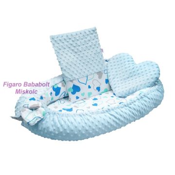   Belisima luxus babafészek párnával és takaróval  "szívecske kék"