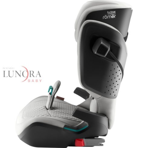 BRITAX RöMER Kidfix Pro Lux gyerekülés 100-150cm Linen Grey