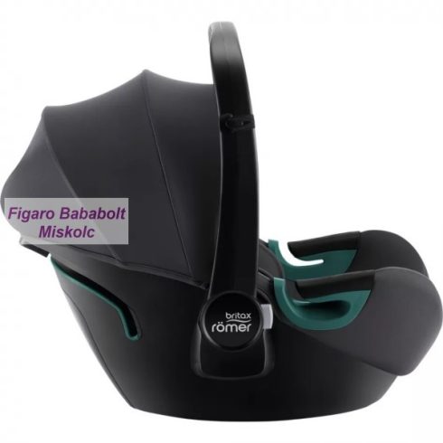 Britax Römer Baby-Safe 3 iSize autóshordozó 40-83cm - Midnight Grey