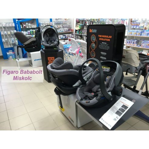 Biztonsági gyermekülések, etetőszékek...