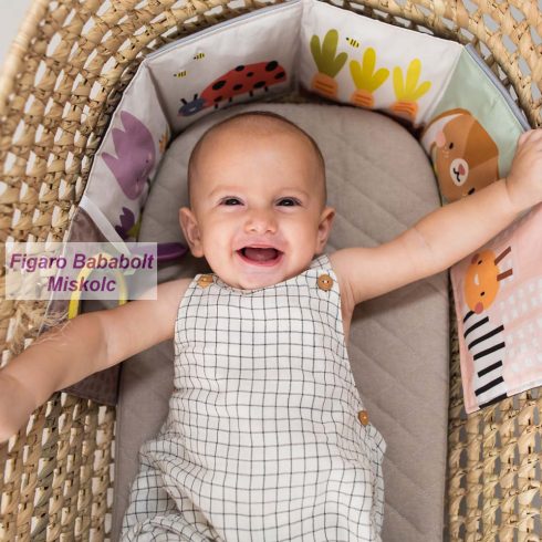 Taf Toys bébikönyv puha Városi kert