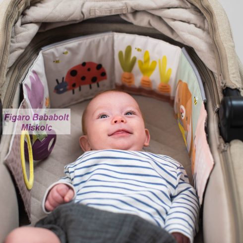 Taf Toys bébikönyv puha Városi kert