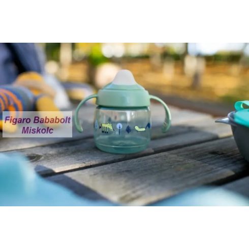 Tommee Tippee csőrös itatópohár 190ml  4+ "zöld"