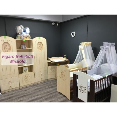 Babaszoba...